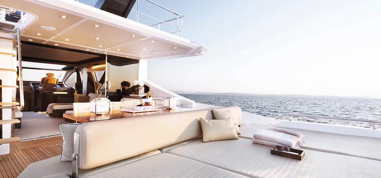 Azimut 77S